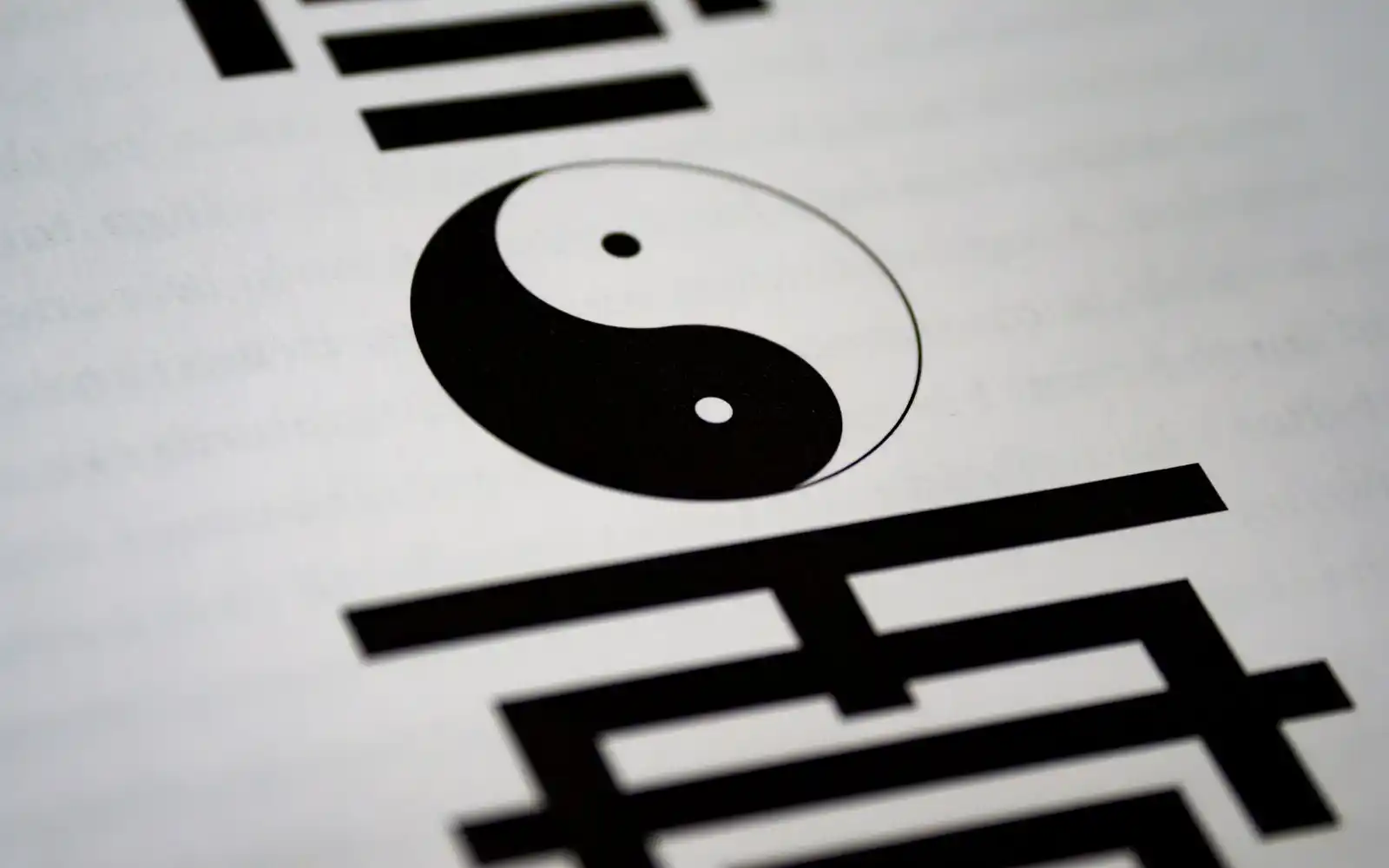 青龍白虎朱雀玄武不是四隻神獸，牠們各領七宿